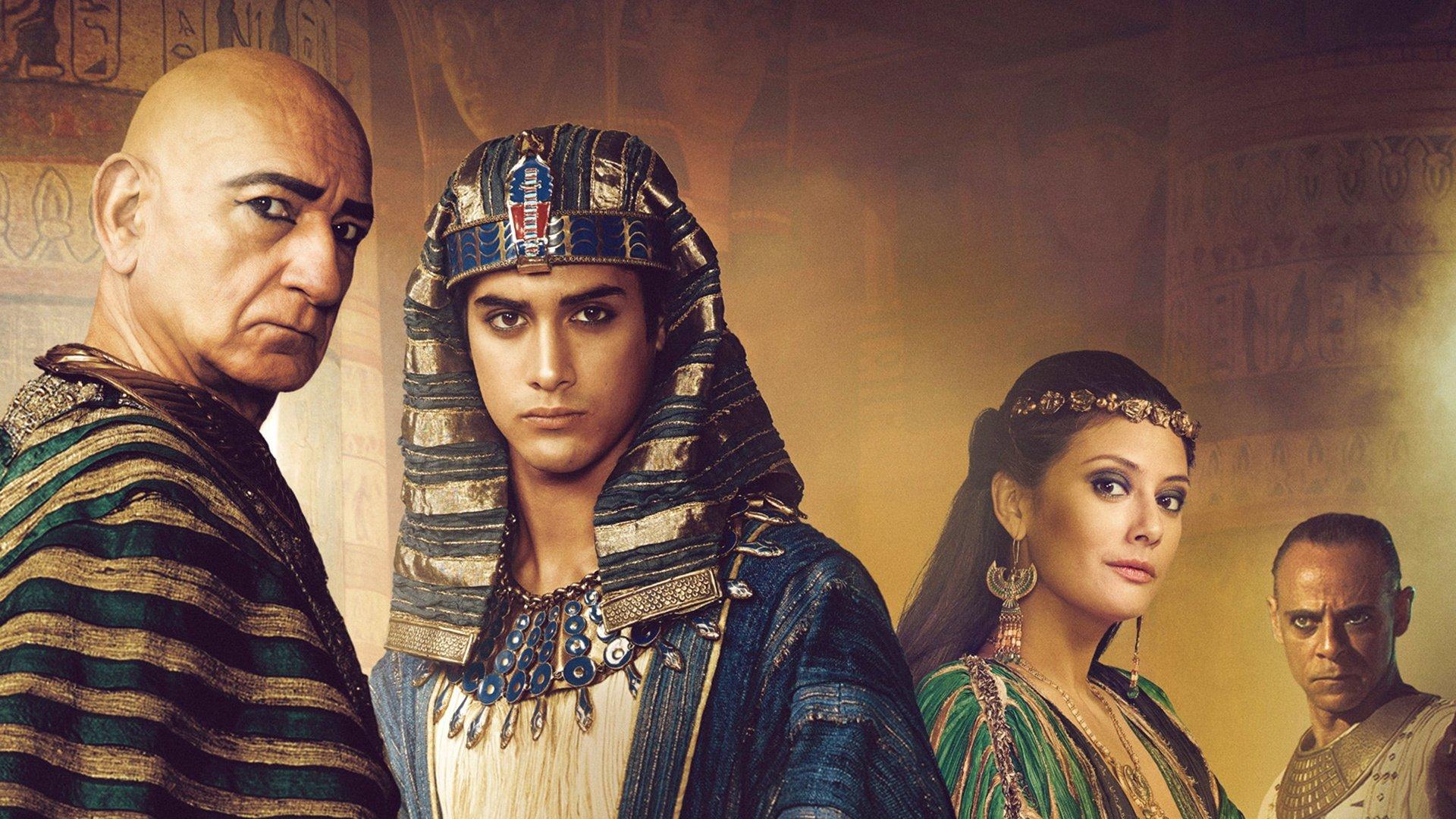 Tut backdrop