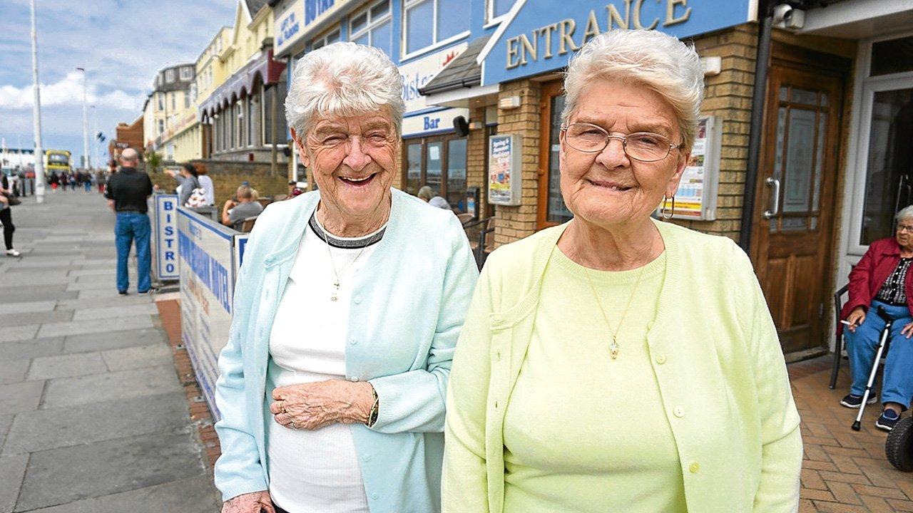 Bargain Loving Brits In Blackpool backdrop
