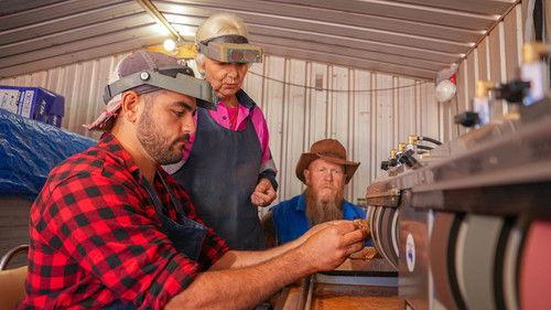 Opal Hunters: Red Dirt Road Trip Season 2 Episode 5 - Queen of Gems