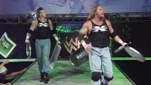 Raw Season 6 Episode 33 - Raw - Aug. 17, 1998