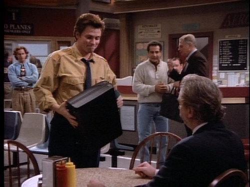 Wings Season 5 Episode 7 - Joe Blows (1)