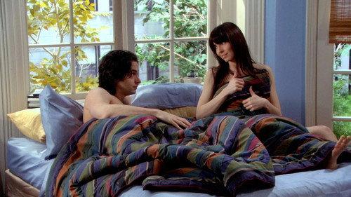 Whitney Season 1 Episode 16 - 48 Hours