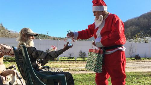 Moonshiners Season 5 Episode 6 - A Very Moonshiners Christmas