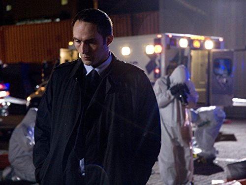 Profugos Season 1 Episode 2 - Episode 2