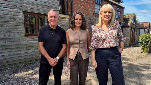 Escape to the Country Season 25 Episode 13 - Gloucestershire