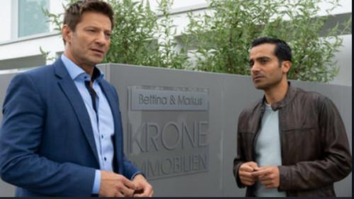 Die Rosenheim-Cops Season 23 Episode 19 - The broker from the lake