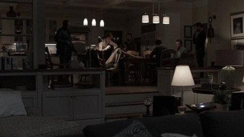 Hostages Season 1 Episode 2 - Invisible Leash