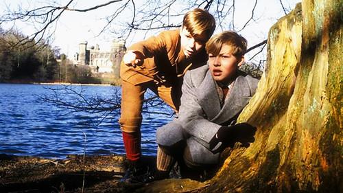 The Box of Delights Season 1 Episode 4 - The Spider in the Web