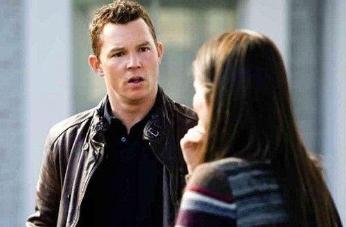 Southland Season 3 Episode 8 - Fixing a Hole