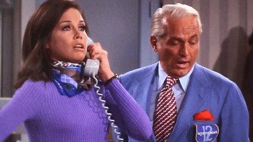 The Mary Tyler Moore Show Season 1 Episode 6 - Support Your Local Mother