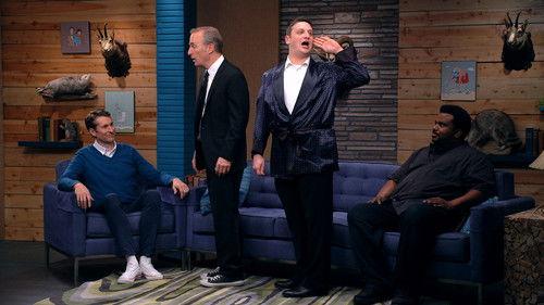 Comedy Bang! Bang! Season 3 Episode 2 - Craig Robinson Wears a Bordeaux Button Down & Dark Jeans