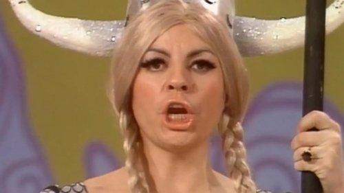 Rowan & Martin's Laugh-In Season 3 Episode 25 - Episode 25