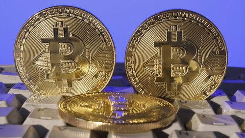 To The Moon Season 1 Episode 5 - Honey badger don't care