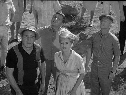 My Favorite Martian Season 1 Episode 13 - How to Be a Hero Without Really Trying