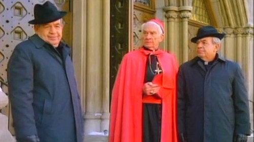 Father Dowling Mysteries Season 1 Episode 7 - The Face In The Mirror Mystery