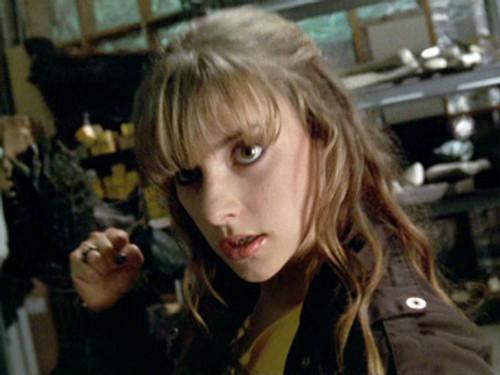 Power Rangers Season 12 Episode 17 - The Missing Bone