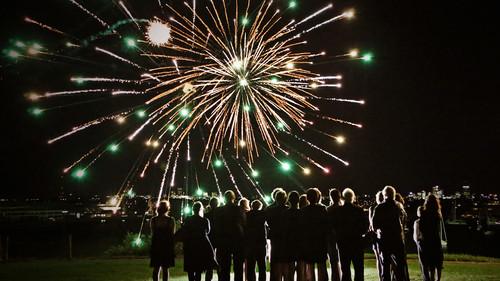 A Moody Christmas Season 1 Episode 6 - Last Minute Airfare