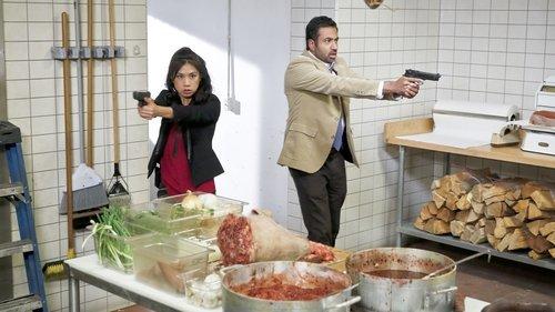 Battle Creek Season 1 Episode 9 - Gingerbread Man