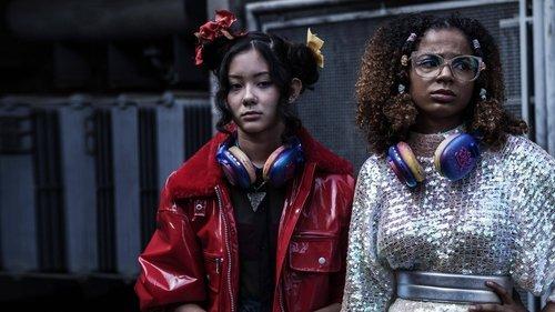 Teenage Kiss: The Future Is Dead Season 1 Episode 4 - So, You Think You're So Smart⁩