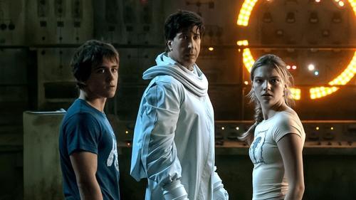 Goosebumps: The Vanishing Season 1 Episode 8 - Invasion of the Body Squeezers