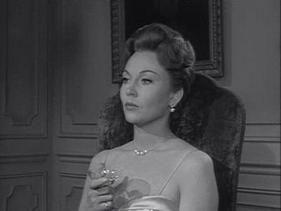 Alfred Hitchcock Presents Season 6 Episode 29 - The Pearl Necklace