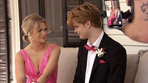 Sweethearts Season 1 Episode 2 - Senior Prom