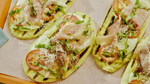 Girl Meets Farm Season 11 Episode 4 - Four Square on the Farm