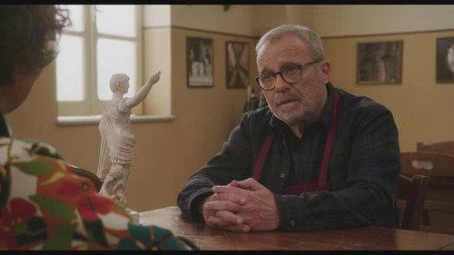 The Cesaronis Season 7 Episode 1 - In the Name of My Father's Father's Father / From Paella to Grill