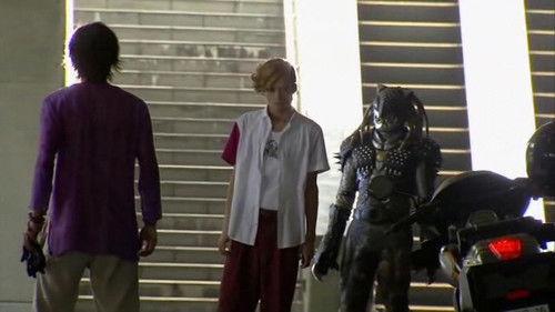 Kamen Rider Season 21 Episode 4 - Doubt, Photo E-mail, Saving Hand