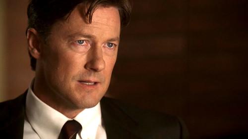 24 Season 5 Episode 2 - Day 5: 8:00 A.M.-9:00 A.M.