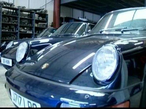 Wheeler Dealers Season 4 Episode 2 - Porsche 911 2.7S Targa (Part 2)