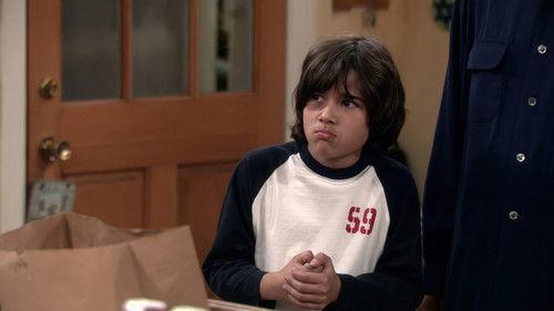 George Lopez Season 3 Episode 20 - The Art of Boxing