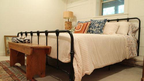 The Williams Family Cabin Season 1 Episode 4 - Backstage Bunk Room