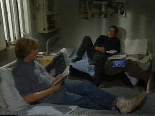 Birds of a Feather Season 6 Episode 10 - Buisness is Buisness