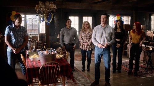 undefined Season 2 Episode 8 - Alien Dinner Party