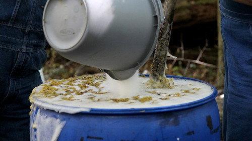 Moonshiners Season 7 Episode 10 - Skins in the Game