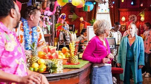 EastEnders Season 39 Episode 12 - 6631