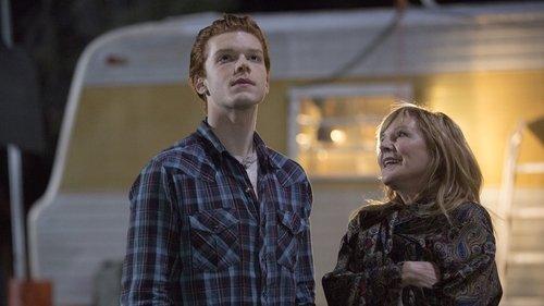 Shameless Season 5 Episode 12 - Love Songs (in the Key of Gallagher)