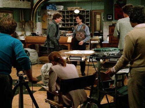 Perfect Strangers Season 3 Episode 13 - To Be or Not to Be