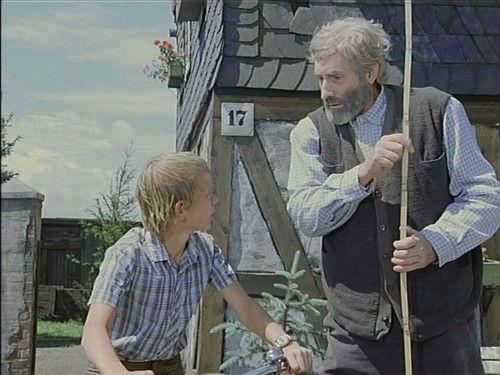 Ghosts from Outside Season 1 Episode 6 - The invisible Wall