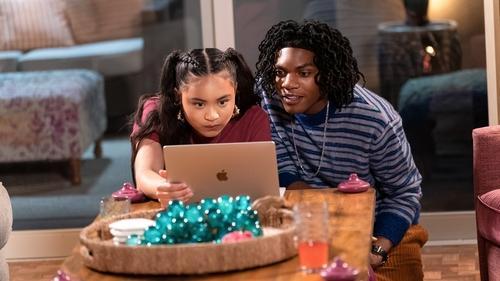 undefined Season 2 Episode 9 - Parent Trap