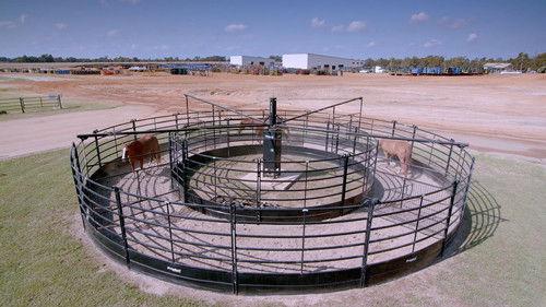 How It's Made Season 31 Episode 13 - Leather Overnight Bags; Horse Exercisers; Air Hockey Tables; Copper Sculptures