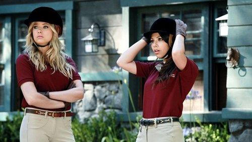 Pretty Little Liars Season 2 Episode 10 - Touched by an 'A'-ngel