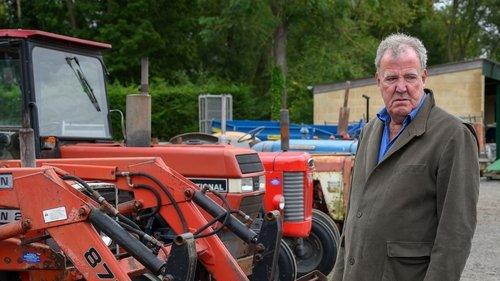 undefined Season 1 Episode 1 - Tractoring