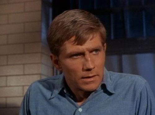 undefined Season 1 Episode 29 - Return of the Hero