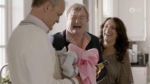 Solsidan Season 3 Episode 9 - Kemtvätten