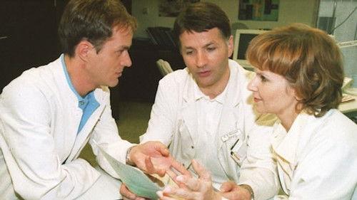 In aller Freundschaft Season 2 Episode 18 - Episode 18