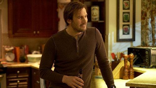 Taken Season 2 Episode 14 - Carapace