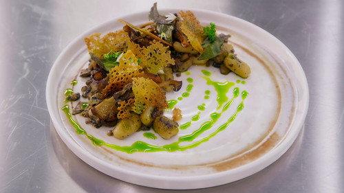 MasterChef: The Professionals Season 18 Episode 4 - Episode 4