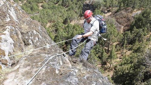 Expedition Unknown: Hunt for the Yeti Season 1 Episode 1 - Return of the Yeti